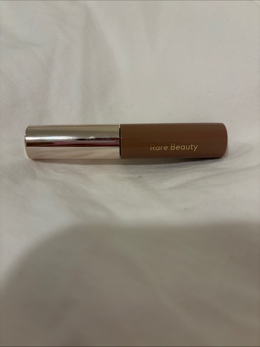 Rare Beauty Tinted eyebrow gel in soft blonde - Picture 3 of 3